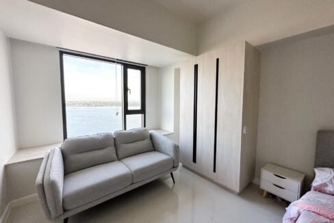 MBS Studio for rent Mia Adarna f